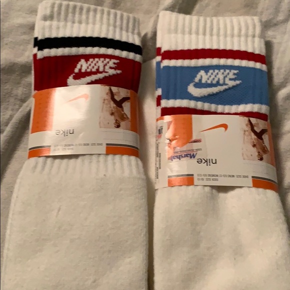 white nike tube socks